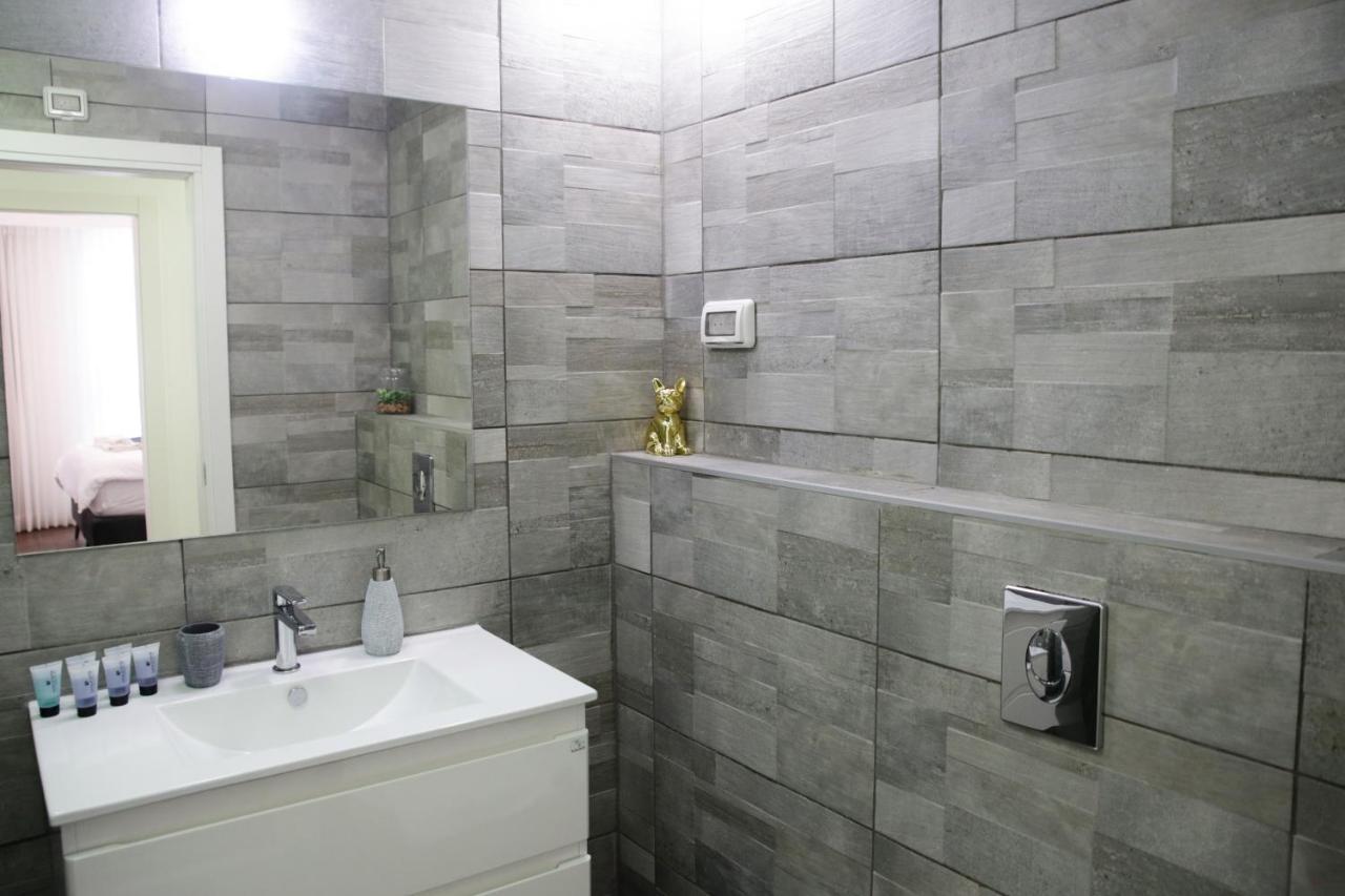 Yalarent Midtown Towers Tlv Apartment เทลอาวีฟ ภายนอก รูปภาพ