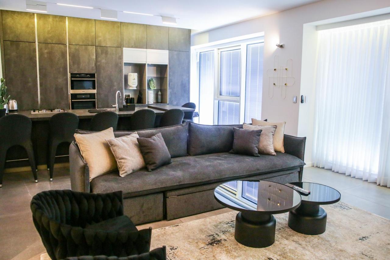 Yalarent Midtown Towers Tlv Apartment เทลอาวีฟ ภายนอก รูปภาพ